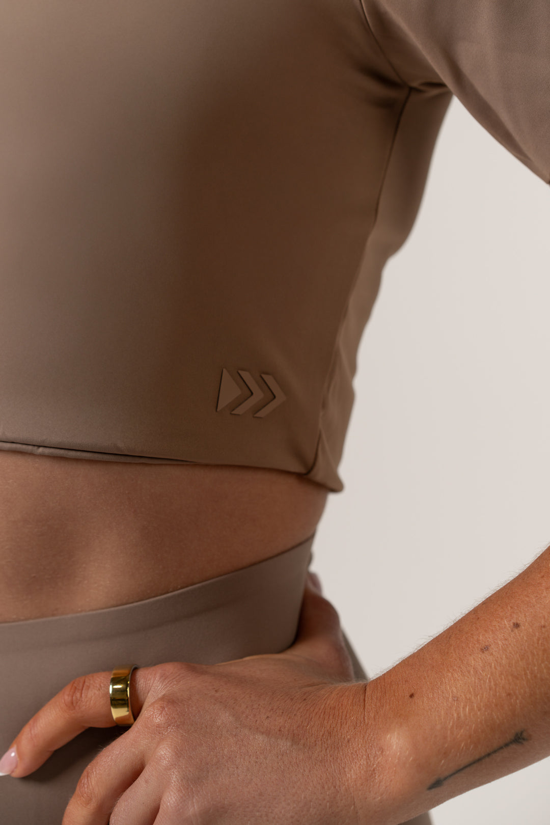 Core Cropped Tee - Latte