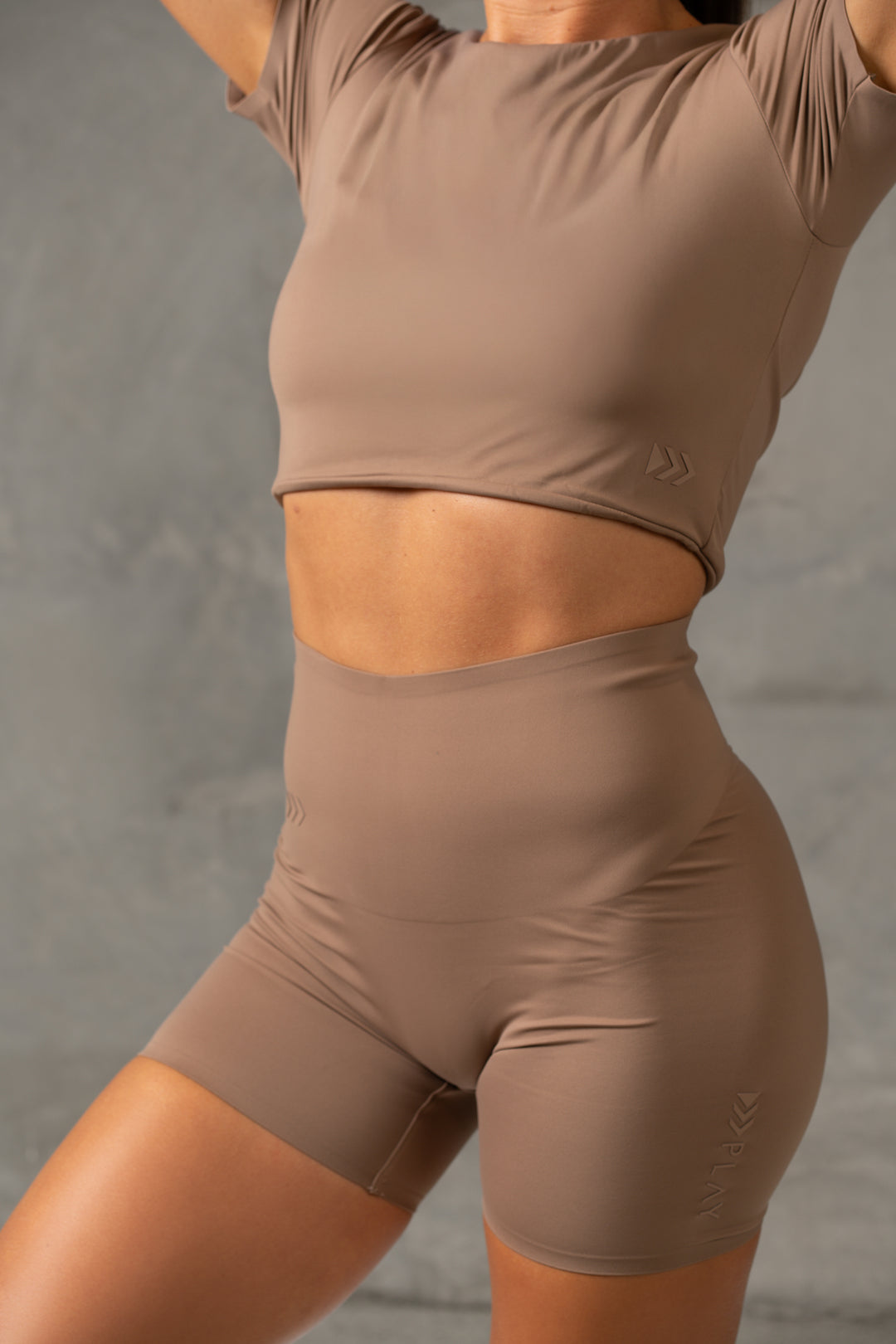 Core Cropped Tee - Latte